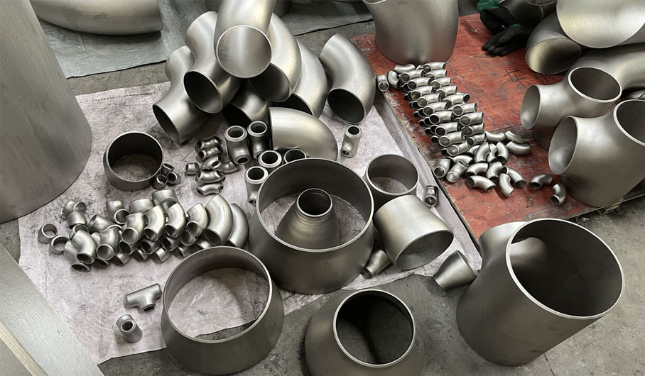 Stainless Steel 304 Buttweld Fittings By Metafit Piping Industries